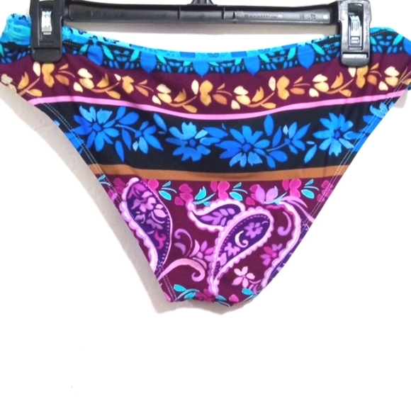 CUPSHE HALTER TIE CRISSCROSS BACK LOW RISE BIKINI SET SIZE MEDIUM NWT - Picture 8 of 9